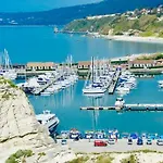 Le Due Sicilie Konukevi