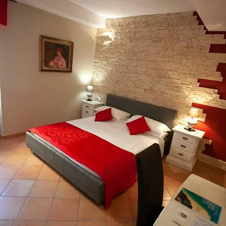 Le Due Sicilie 게스트하우스 4*